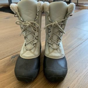 Sorel waterproof snow boots